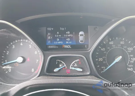 2016 Ford Focus Se z USA, uszkodzony, nr VIN 1FADP3K27GL219629